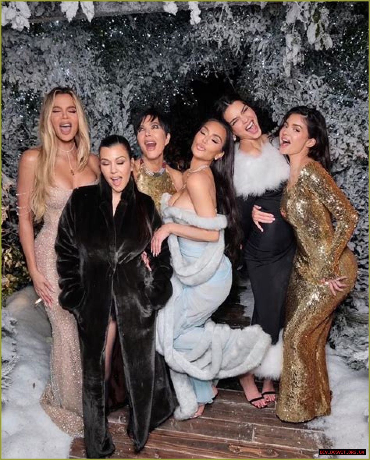 Kardashian Christmas Card 2022: A Celebration Of Family And Tradition